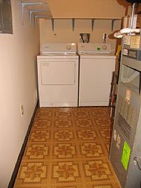 Fully Furnished 2 Bedroom Condo Near NYC Bus Stop in North Brunswick, NJ (Photo 12 of 12)