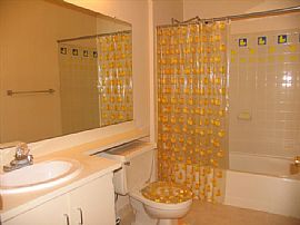 Fully Furnished 2 Bedroom Condo Near NYC Bus Stop in North Brunswick, NJ (Photo 7 of 12)