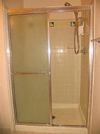 Fully Furnished 2 Bedroom Condo Near NYC Bus Stop in North Brunswick, NJ (Photo 9 of 12)