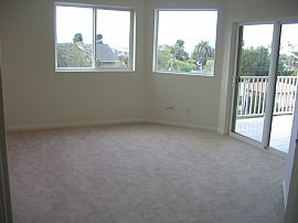 Outstanding 3 Bedroom Condo - Walk to The Beach in Oceanside, CA (Photo 5 of 12)