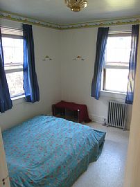 Cozy 2 Bedroom Cape Cod Home - Fire Place with Fenced Lot  in Mastic Beach, NY (Photo 4 of 6)