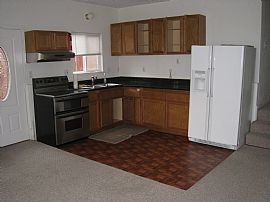 Beautiful 1 Bedroom Duplex Apartment with Mountain View in Castro Valley, CA (Photo 2 of 5)
