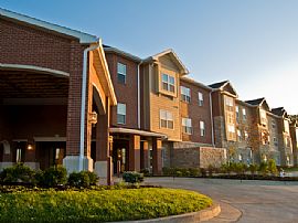 Nice 2 Bedroom Apartment in Columbia's Newest Senior Community in Columbia, MO (Photo 2 of 6)
