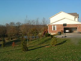 New Private 4 Bedroom Home with Swimming Pool  in Amelia, OH (Photo 4 of 12)