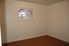 Attractive 3 Bedroom Apartment with Fireplace in Pocatello, ID (Photo 3 of 4)