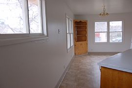 Attractive 3 Bedroom Apartment with Fireplace in Pocatello, ID (Photo 4 of 4)