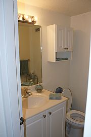 Furnished 1 Bedroom Ocean Front Condo with Balcony in Hollywood, FL (Photo 11 of 12)