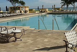 Furnished 1 Bedroom Ocean Front Condo with Balcony in Hollywood, FL (Photo 2 of 12)