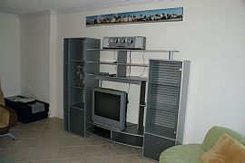 Furnished 1 Bedroom Ocean Front Condo with Balcony in Hollywood, FL (Photo 7 of 12)