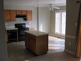 Fantastic 4 Bedroom Townhouse - Available Now in Frederick, MD (Photo 2 of 4)