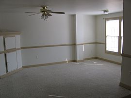 Fantastic 4 Bedroom Townhouse - Available Now in Frederick, MD (Photo 4 of 4)