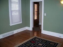 Beautiful, Spacious 4 Bedroom Home - Dog Friendly in Tonawanda, NY (Photo 5 of 10)