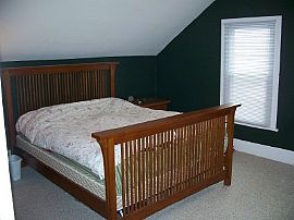 Beautiful, Spacious 4 Bedroom Home - Dog Friendly in Tonawanda, NY (Photo 7 of 10)