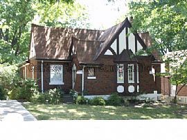 Charming 3 Bedroom Tudor Home - 1500 Sq. Ft. in Pleasant Ridge, OH