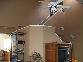 Beautiful 3 Bedroom Home with Pool/Spa in Great Location in Las Vegas, NV (Photo 2 of 3)