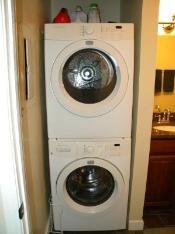 Luxury 2 Bedroom Condo - Near 188, Metra and Mall in Naperville, IL (Photo 4 of 5)