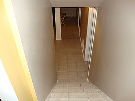 Spacious, Split Level 3 Bedroom Home with 2.5 Car Garage in Addison, IL (Photo 5 of 9)