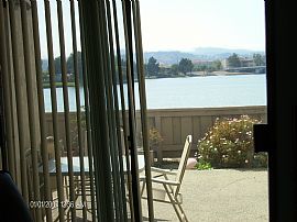 Ideal 2 Bedroom Townhouse on Waterway - Available Now.  in Foster City, CA (Photo 6 of 6)