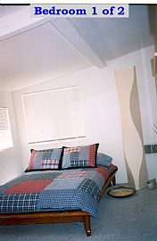 Beautifuly Furnished 2 Bedroom Home with Huge Yard in San Diego, CA (Photo 5 of 7)