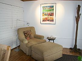 Cute 1 Bedroom Marina Style Apartment with Custom Upgrades in San Francisco, CA (Photo 7 of 8)