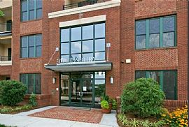 Fully Furnished 1 Bedroom Luxury Condo in The Heart of City in Research Triangle Park, NC (Photo 10 of 12)