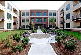 Fully Furnished 1 Bedroom Luxury Condo in The Heart of City in Research Triangle Park, NC (Photo 11 of 12)