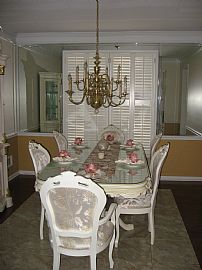 Beautiful 4 BR, 3.5 BA Colonial Home on Large Corner Lot in Lawrenceville, GA (Photo 4 of 12)