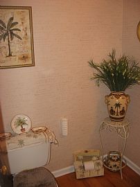 Beautiful 4 BR, 3.5 BA Colonial Home on Large Corner Lot in Lawrenceville, GA (Photo 6 of 12)