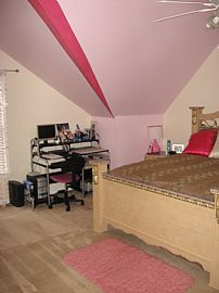 Beautiful 4 BR, 3.5 BA Colonial Home on Large Corner Lot in Lawrenceville, GA (Photo 9 of 12)