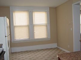 Beautiful 2 Bedroom Apartment in Prime Location in Salem, NJ (Photo 5 of 8)