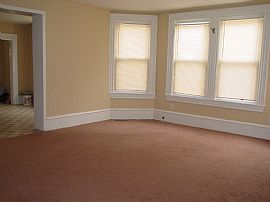 Beautiful 2 Bedroom Apartment in Prime Location in Salem, NJ (Photo 6 of 8)