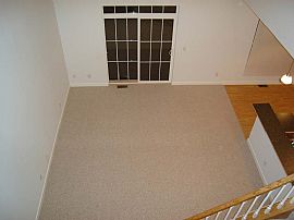 Luxury 2 Bedroom Townhouse with Loft in North Canton, OH (Photo 8 of 10)