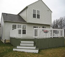 Impeccable 2 Bedroom Home with Attached Two Car Garage in Olmsted Falls, OH (Photo 2 of 7)