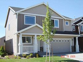 Great 3 Bedroom Home with Loft - 1900 Sq. Ft. in Fishers Landing in Vancouver, WA (Photo 5 of 5)