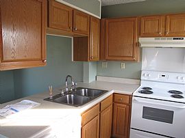 Incredible 3 BR, 1 BA Home with Off Street Parking in Bay Saint Louis, MS (Photo 2 of 5)