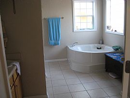 Beautiful 3 Bedroom Home with Wakulla River View!!  in Tallahassee, FL (Photo 5 of 5)