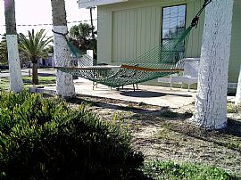 Beach Side 2 Bedroom Vacation Home - All Utilities  Included in Daytona Beach, FL (Photo 2 of 11)