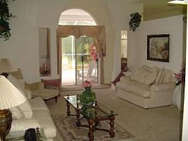 Cute 3 Bedroom Home with 1,778 Sq. Ft. and Modern Utilities in Tampa, FL (Photo 2 of 3)