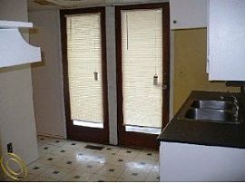 Charming 2 Bedroom Home - Will Be Completely Renovated Soon in Keego Harbor, MI (Photo 4 of 5)