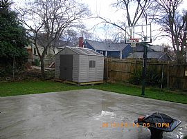 Perfect 3 Bedroom Home with Wooden Floors Throughout in Atlanta, GA (Photo 7 of 8)