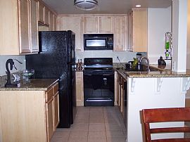 $900 / 1br - /1bath- Big Nice Condo with Garage and Storage  in San Diego, CA (Photo 3 of 9)