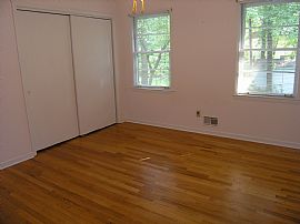 3br - Location, Location, Large Brick Ranch Home in City of Smy in Smyrna, GA (Photo 10 of 10)