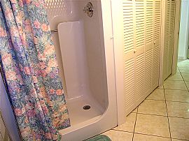 1br - Includes Utilities, Immacutale, Private One Bdrm Apartmen in Smyrna, GA (Photo 7 of 10)