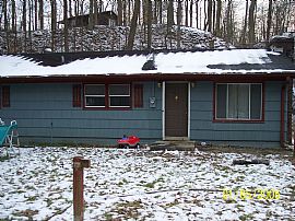 Remodeled 3 Bedroom Home - Close to Cataract Lake in Poland, IN