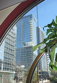 Cute 1 BR, 1 BA Urban Condo Loft in Downtown in Atlanta, GA (Photo 4 of 6)