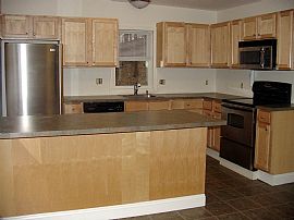 Updated 2 Bedroom Apartment with Heat and Hot Water Included!! in Cumberland, RI