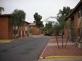 Enticing 1 Bedroom Apartment at Terrace Park Apartments in Phoenix, AZ (Photo 6 of 10)