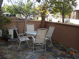 Wonderful 3 Bedroom Townhouse Near Jamboree and Irvin Blvd in Irvine, CA (Photo 11 of 12)