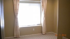 Wonderful 3 Bedroom Townhouse Near Jamboree and Irvin Blvd in Irvine, CA (Photo 7 of 12)