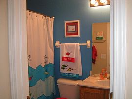 Beautiful 3 Bedroom Home with Gas Fireplace in Maineville, OH (Photo 7 of 12)